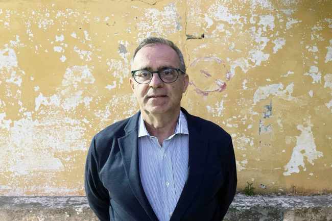 Luis Irastorza: «España debe reconciliarse con su historia con sus luces y sombras»