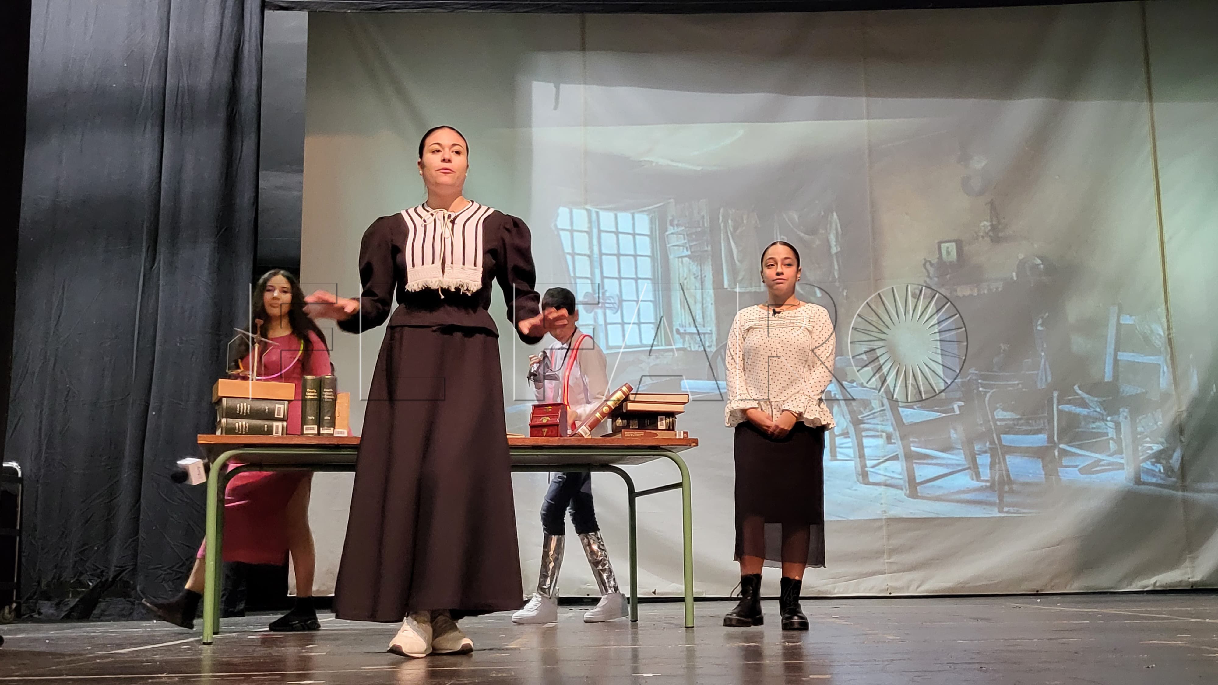 teatro-instituto-siete-colinas-marie-curie-33