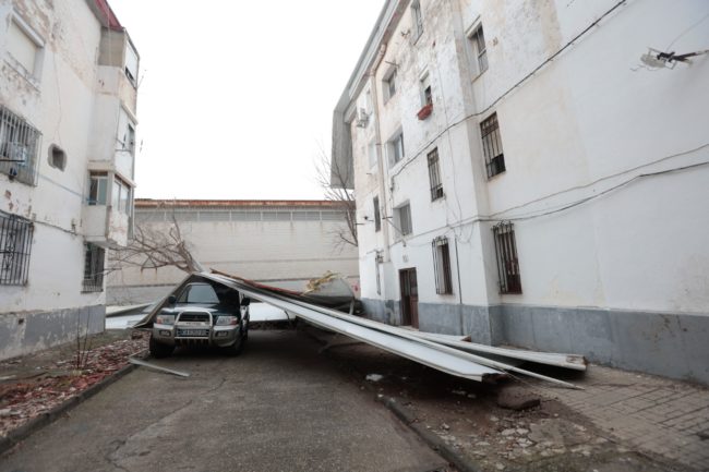 Así está el pabellón donde iban a jugar los equipos de la FBC en Algeciras