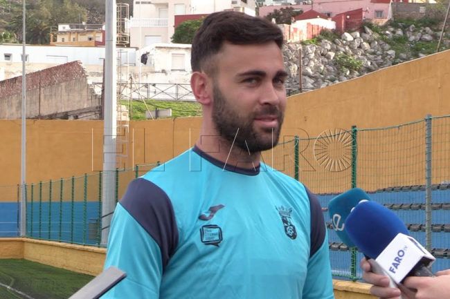 El portero Mejías se va del Ceuta y firma por el Cartagena de Segunda División