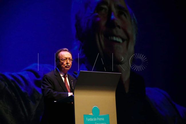 El Faro - Vivas ensalza la obra de Serrat, “fruto de la mezcla, del mestizaje”