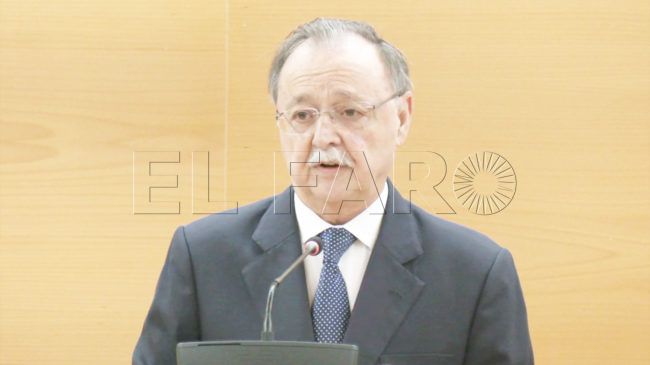 Vivas ve a Ceuta “avanzando” pese a las amenazas internas y externas