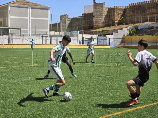 El Polillas consigue un punto ‘in extremis’ ante el Córdoba B (2-2)