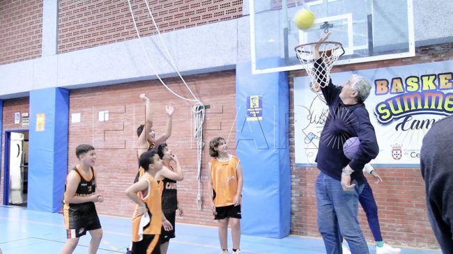 Intensa jornada de baloncesto en el ‘Antonio Campoamor’