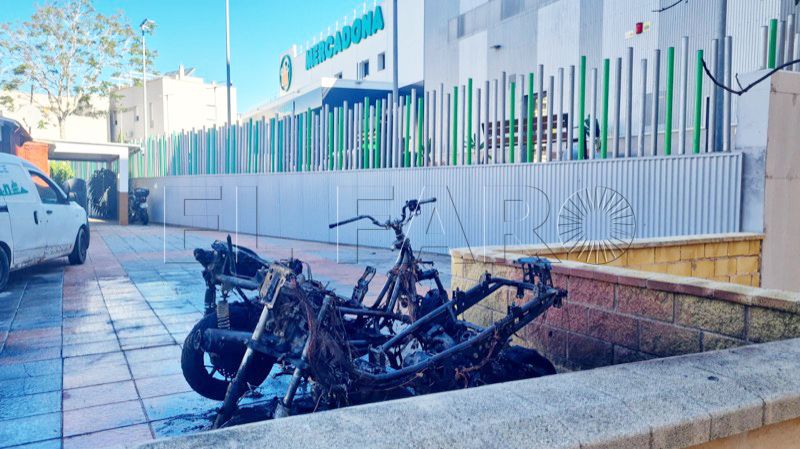 motos-incendio-mercadona-002