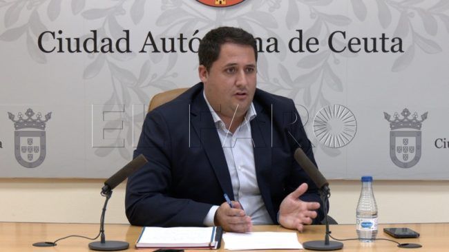 Fomento ordena la demolición de obras ilegales en Los Rosales