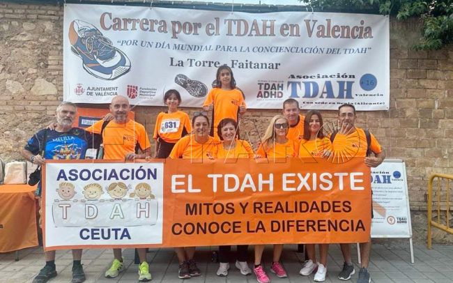Pulseras naranjas para apoyar a la Asociación TDAH Ceuta