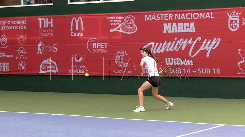 telon-abre-marca-junior-cup-tenis-002