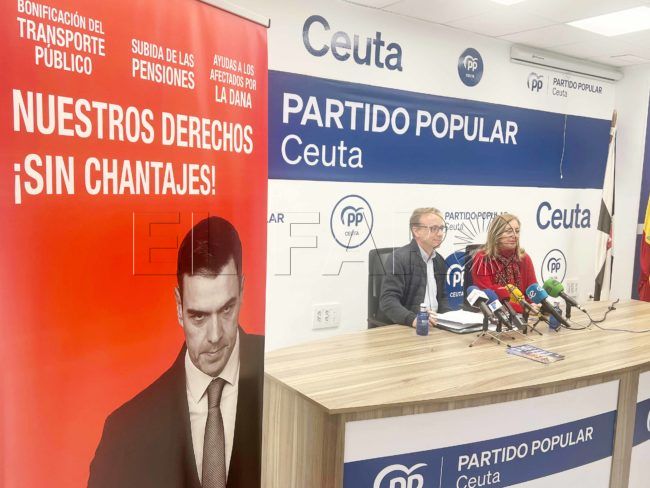 El PP recoge firmas para presionar al Gobierno y subir pensiones