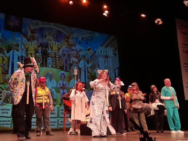 ‘Abre los ojos’, la mayor vergüenza del Carnaval de Cádiz