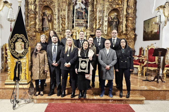 La Junta de Gobierno de la Cofradía del Santo Entierro, lista para iniciar su labor