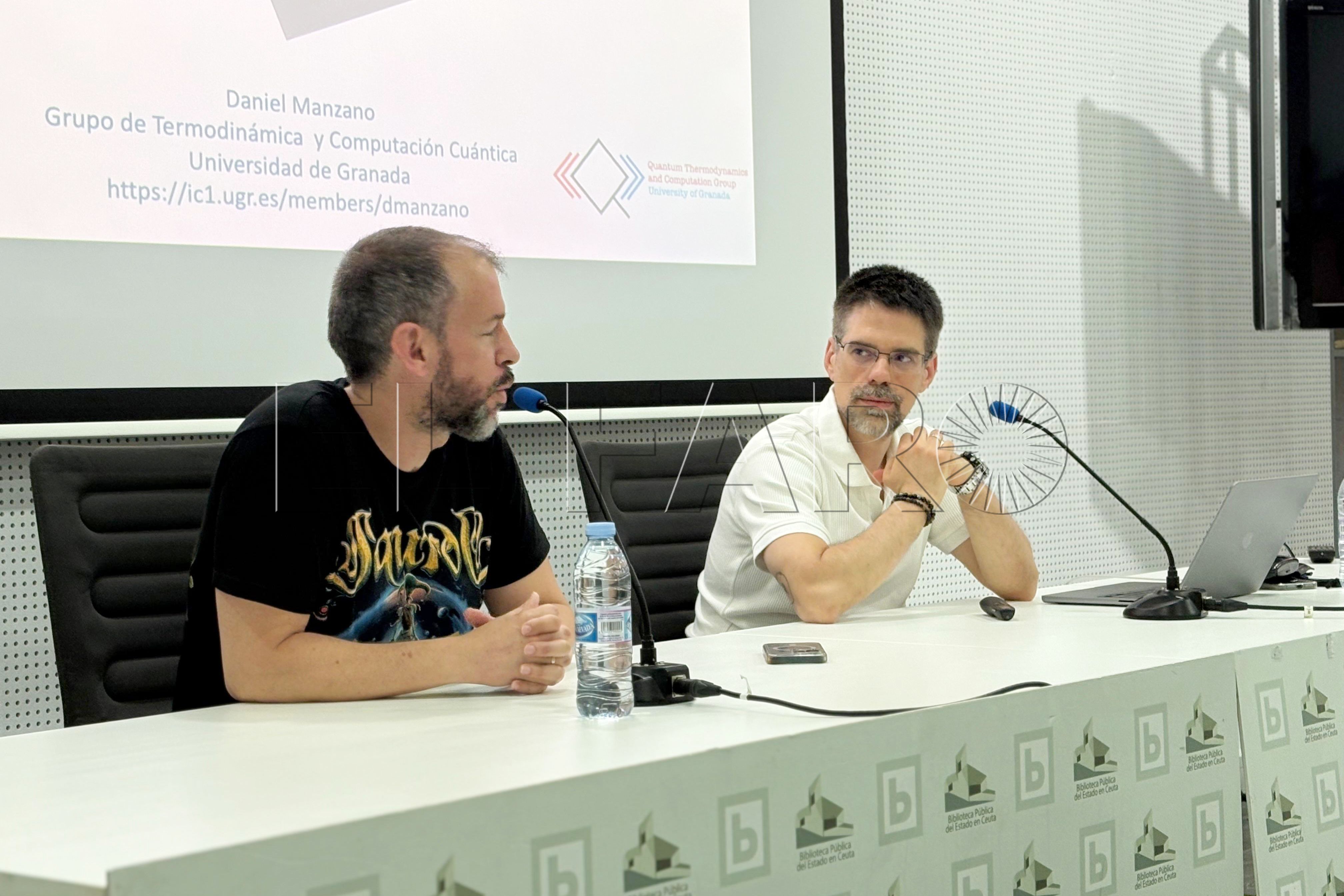 daniel-manzano-computacion-cuantica-biblioteca-2