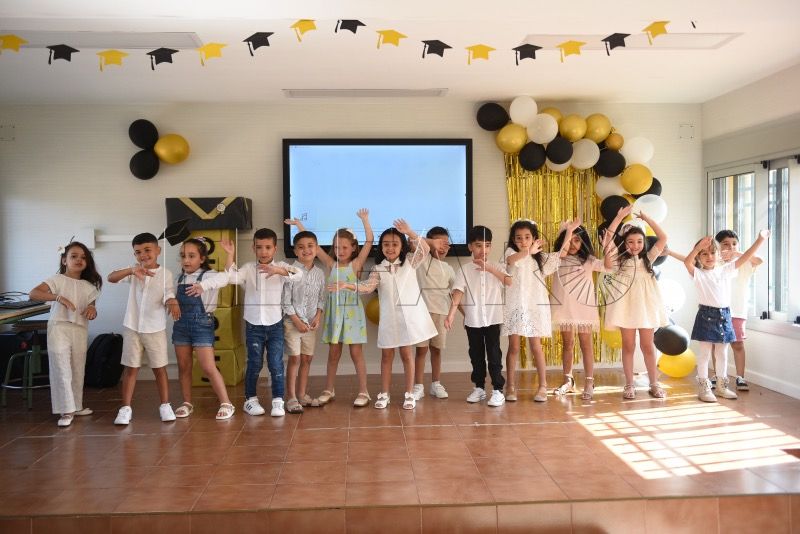 mas-pequenos-rosalia-castro-graduan-2025-007