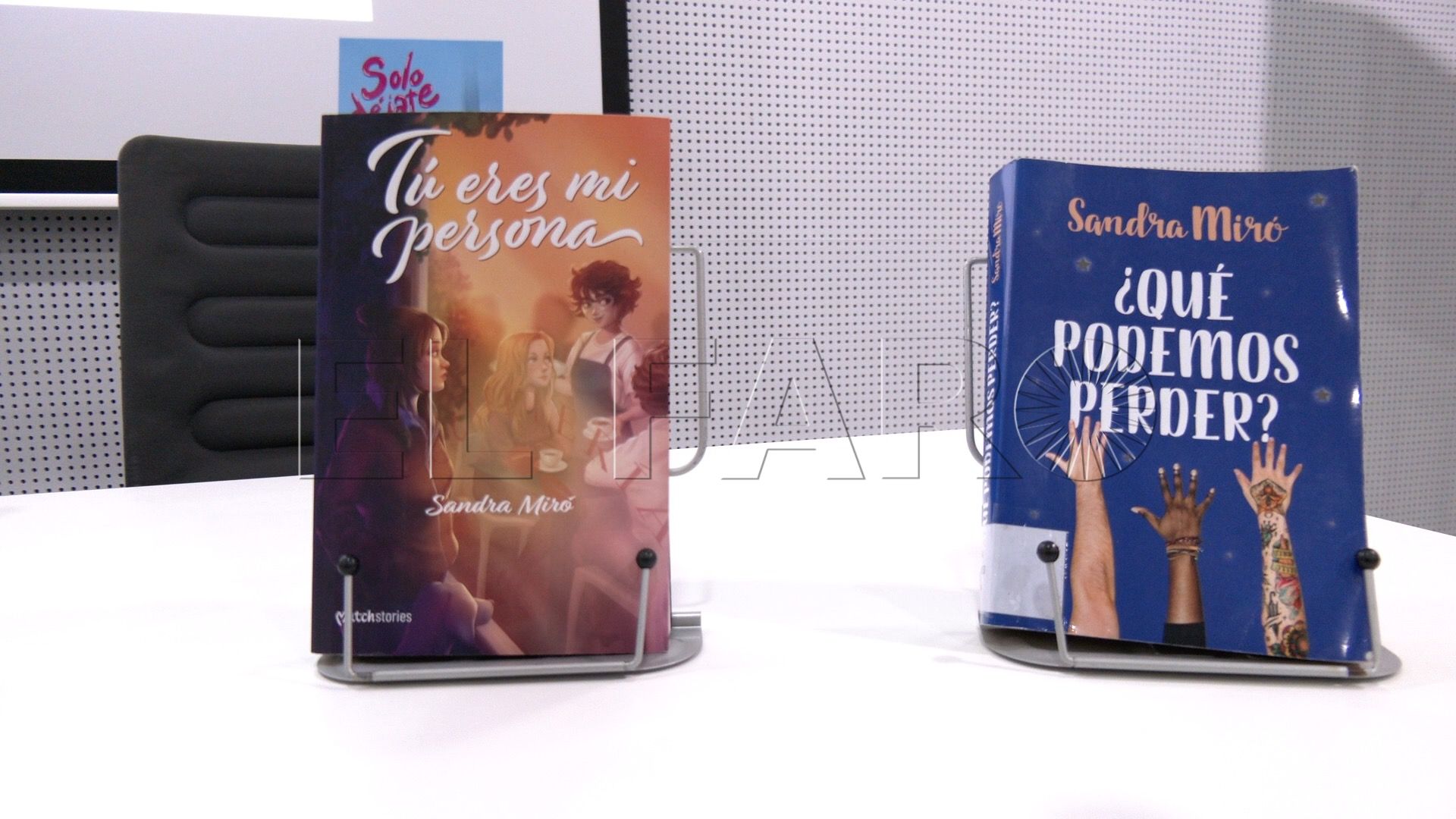 megan-maxwell-sandra-miro-feria-libro-2025-15