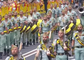 desfilado-legionarios-ceuta-acto-dia-fuerzas-armadas-2025