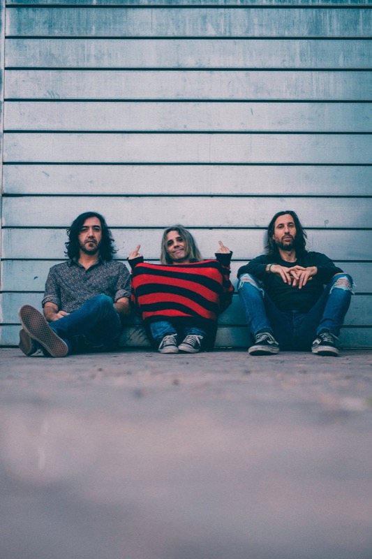 the-buzz-lovers-tributo-nirvana-viajar-tiempo-001