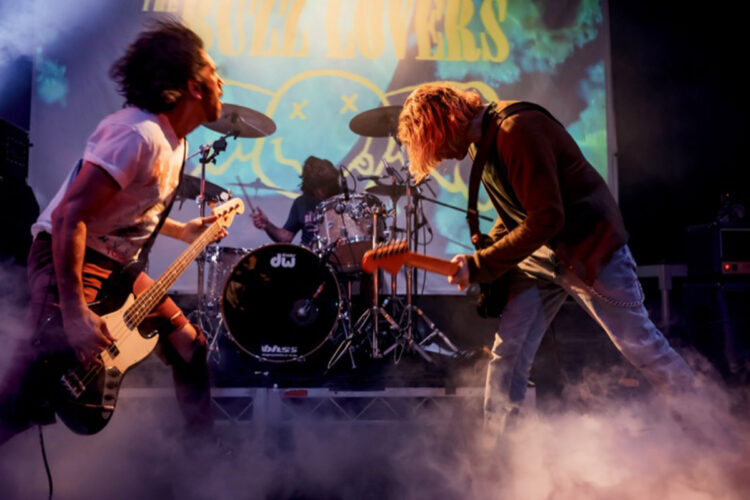 the-buzz-lovers-tributo-nirvana-viajar-tiempo-004
