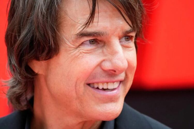 tom-cruise