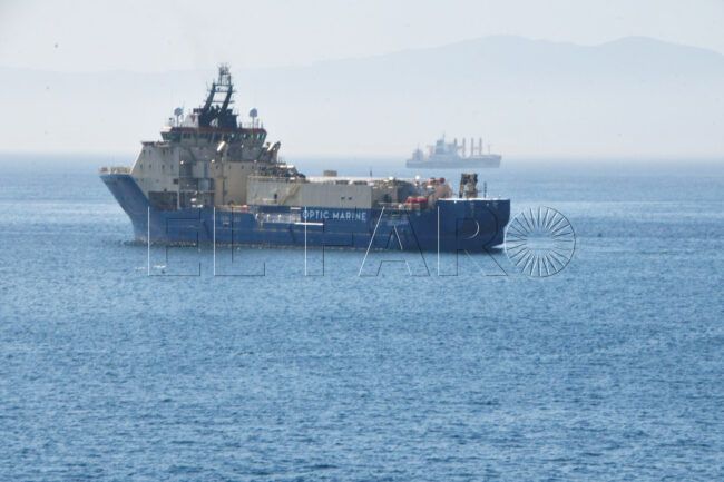 Desembarco técnico en San Amaro: llega el buque para reparar el cable dañado