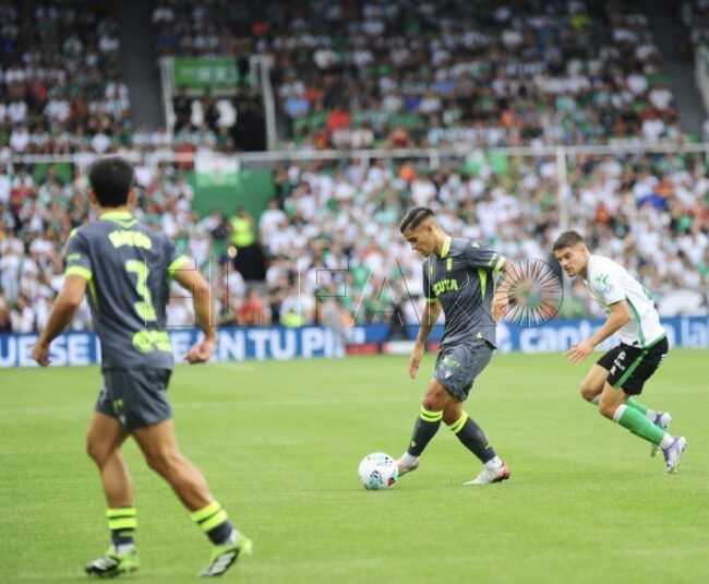 Multan a la AD Ceuta por “no introducir la alineación una hora antes del partido ante el Racing»