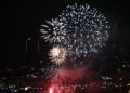 fuegos-artificiales-iluminan-adios-feria-ceuta-2025