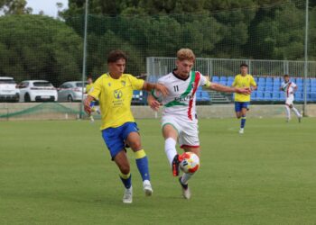 sporting-atletico-cae-encuentro-cadiz-9