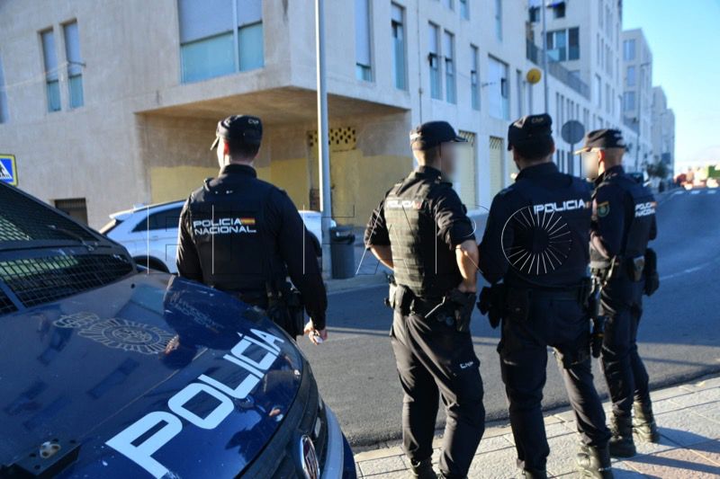 operacion-policia-nacional-drogas-loma-colmenar-005