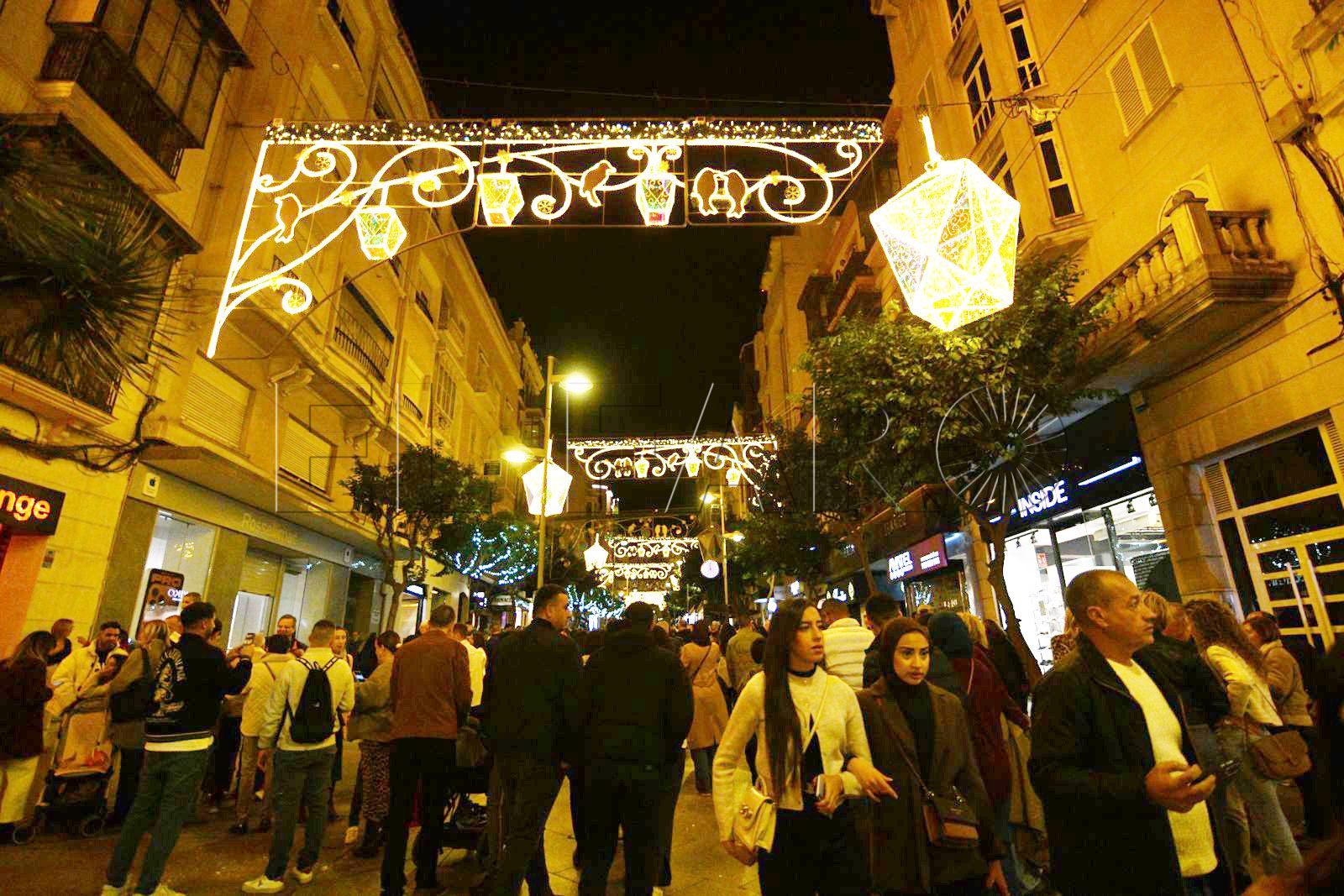 ceuta-enciende-alumbrado-navidad-2025-25