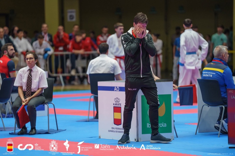 julia-melgar-subcampeona-espana-karate-jaen