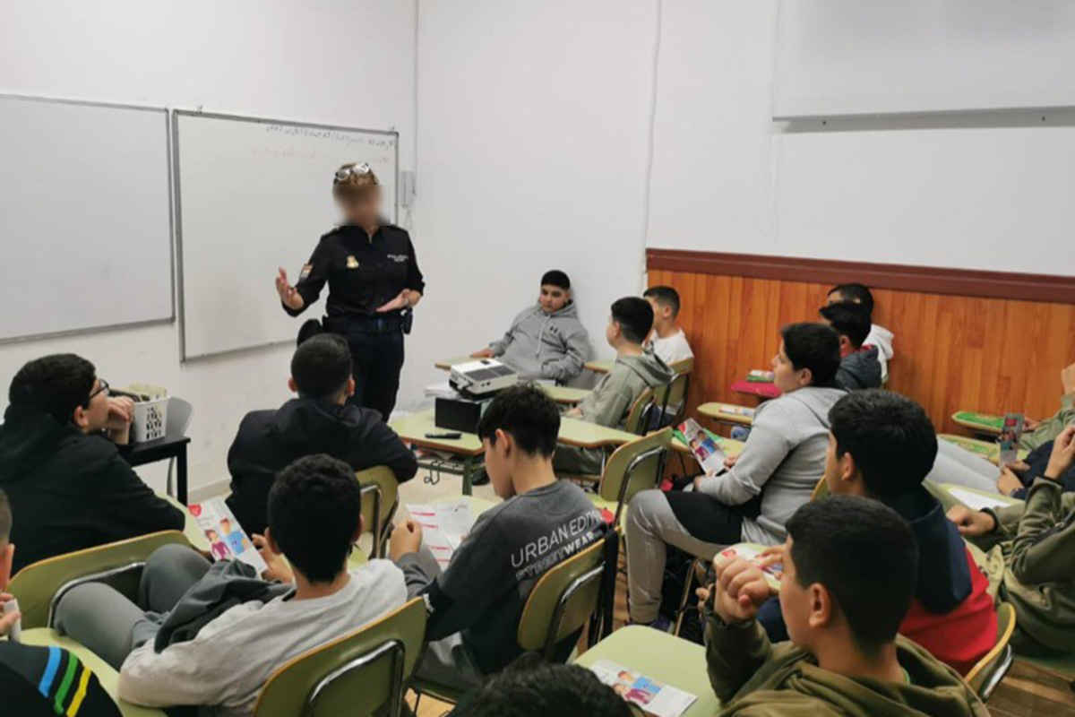 agradecimiento-imam-warsh-policia-nacional-001