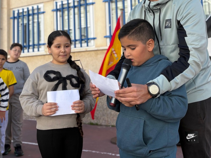 jose-acosta-celebra-dia-constitucion