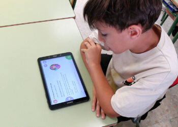 leer-libro-colegio