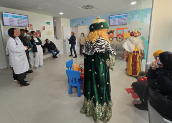 reyes-magos-ilusion-hospital-quironsalud-campo-gibraltar