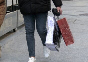 comienza-rebajas-compras-devoluciones-prevision-gasto