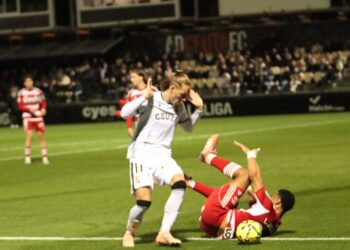 La contracrónica del Ceuta-Granada: la ilusión mueve montañas y decide partidos