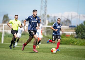 El Ceuta B se vuelve de vacío de Sevilla (3-1)