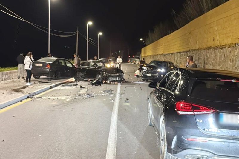 grave-accidente-de-trafico-con-tres-coches-implicados-001