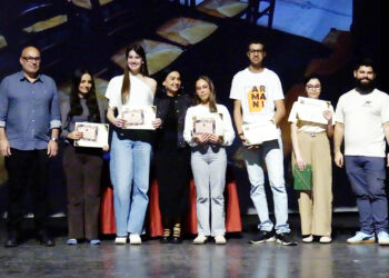 siete-colinas-reconoce-talento-excelencia-academica-1