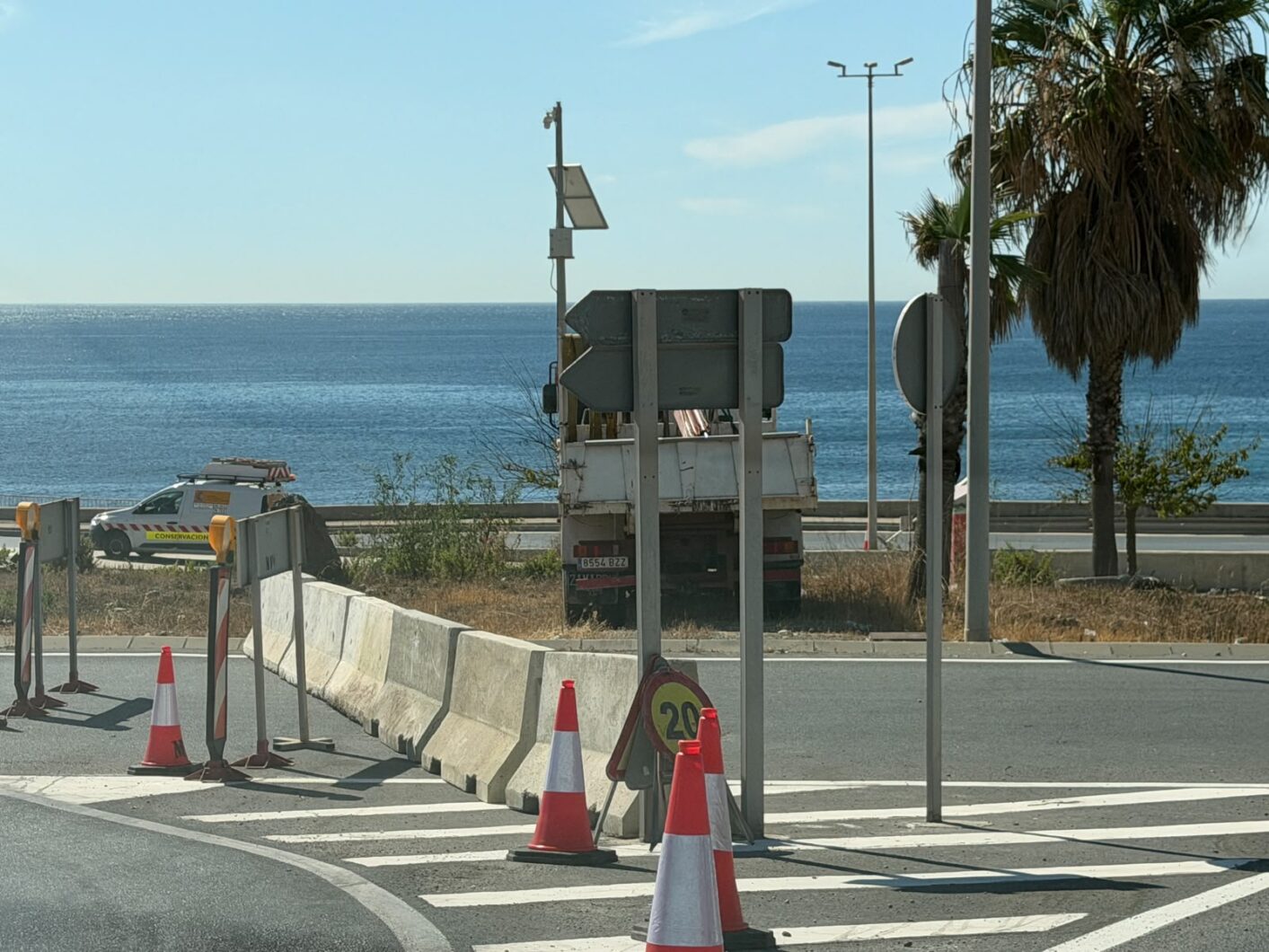 MDyC denuncia el “caos circulatorio” por el cierre de la rotonda de Arcos Quebrados