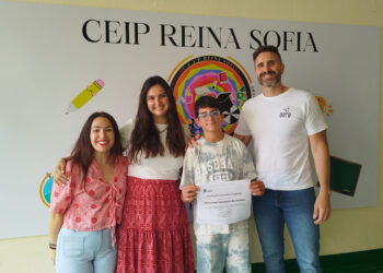 alumno-ceuti-participa-encuentro-literario-internacional