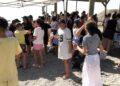 jornada-concienciacion-pequenos-limpian-playa-tarajal-11