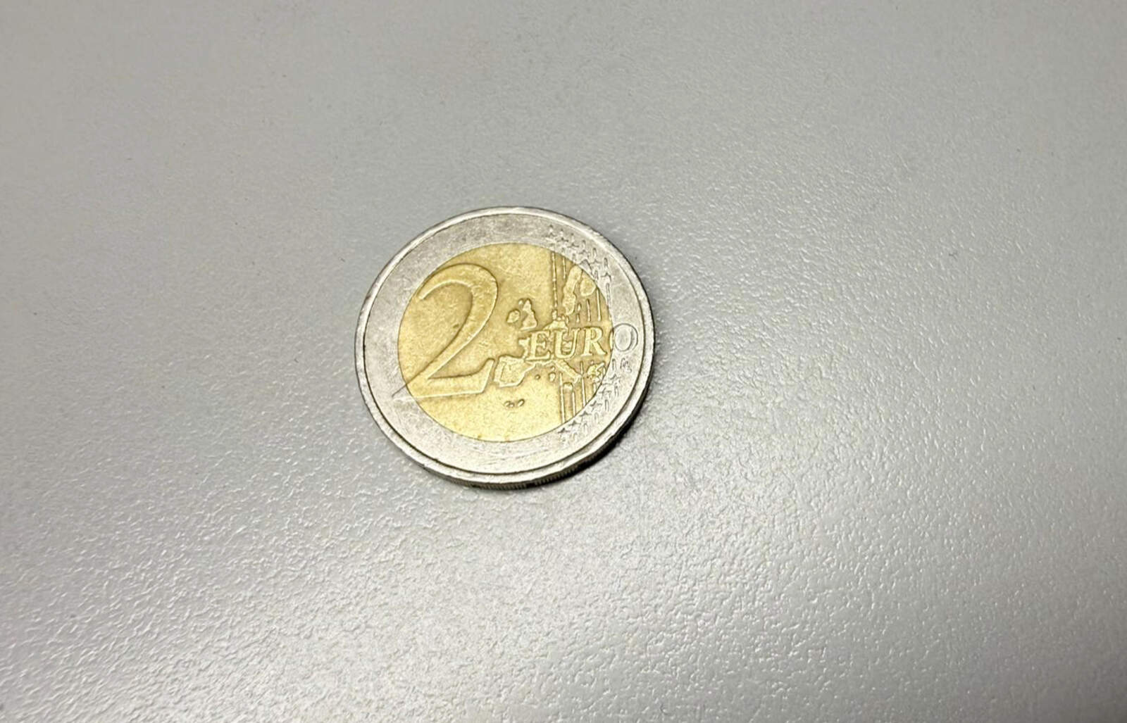 Esta moneda de 2 euros multiplica su valor y ya puede venderse por cerca de 1.000 euros