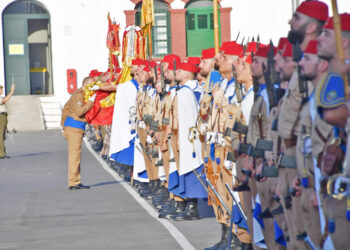 portada-aniversario-regulares-solemne-parada-militar-condecoraciones