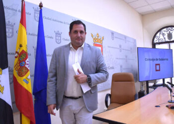 alejandro-ramirez-debe-dimitir-honradez-transparencia-confianza