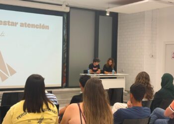 jovenes-defiende-ceuta-dan-paso-presentan-publico-1
