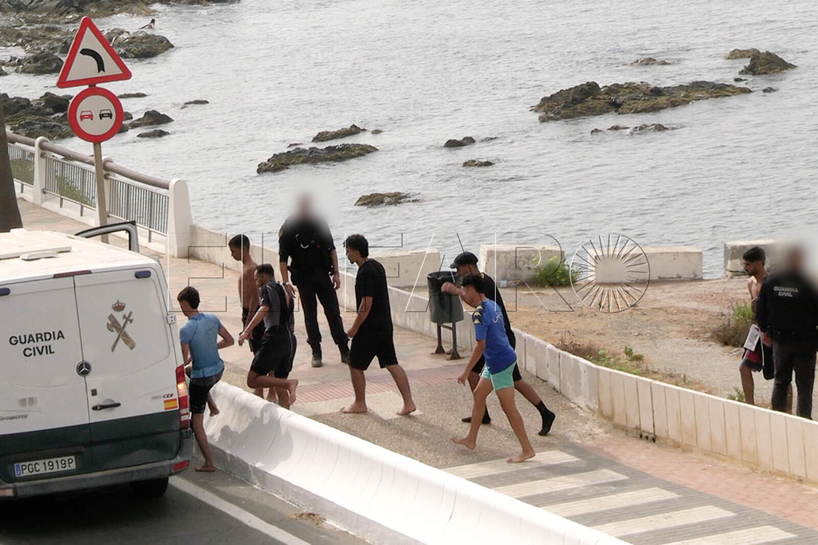 rescates-sin-freno-costa-marruecos-sin-control-guardia-civil-cronica-presion-migratoria-ceuta