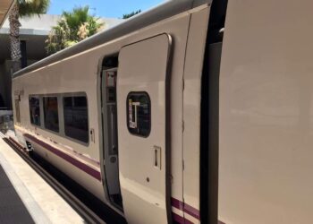 todos-trenes-renfe-admitiran-perros-grandes