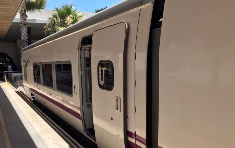 todos-trenes-renfe-admitiran-perros-grandes
