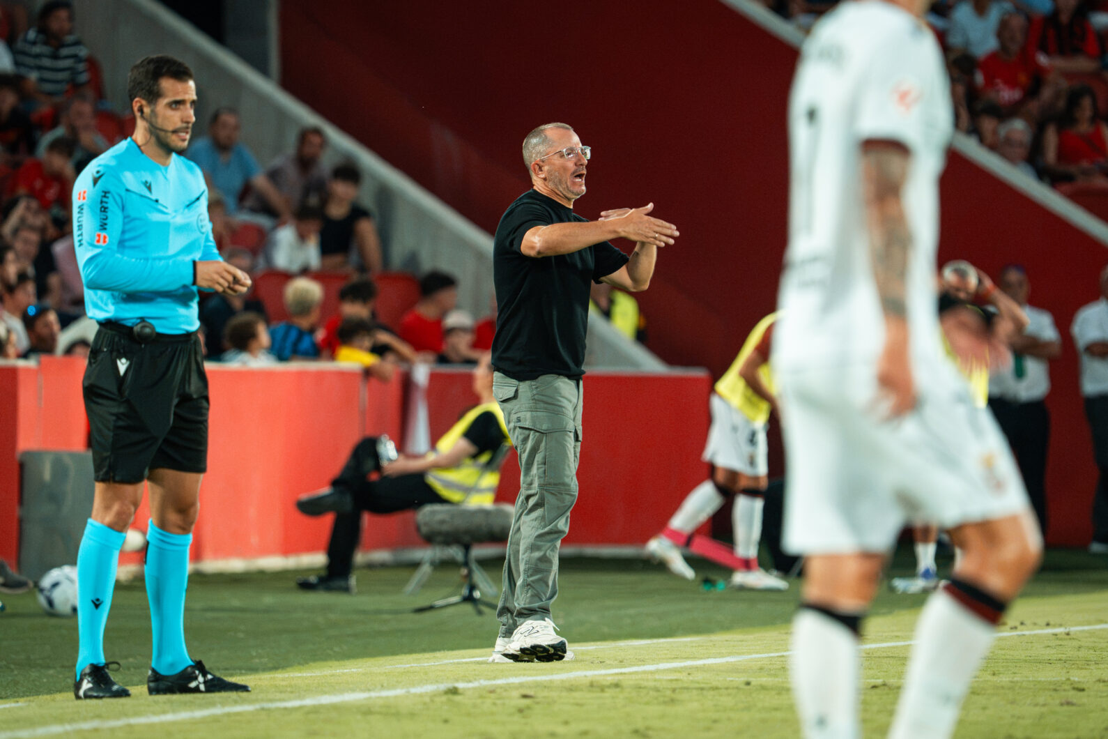 Romero: "El cielo de Ceuta se ve negro, pero pronto se verán las estrellas"
