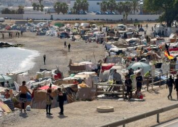 chozas-multiplican-trampolin-nuevo-asentamiento-miles-inmigrantes-00001